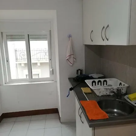 Beatu's Art Sweet Homestay Lisbon